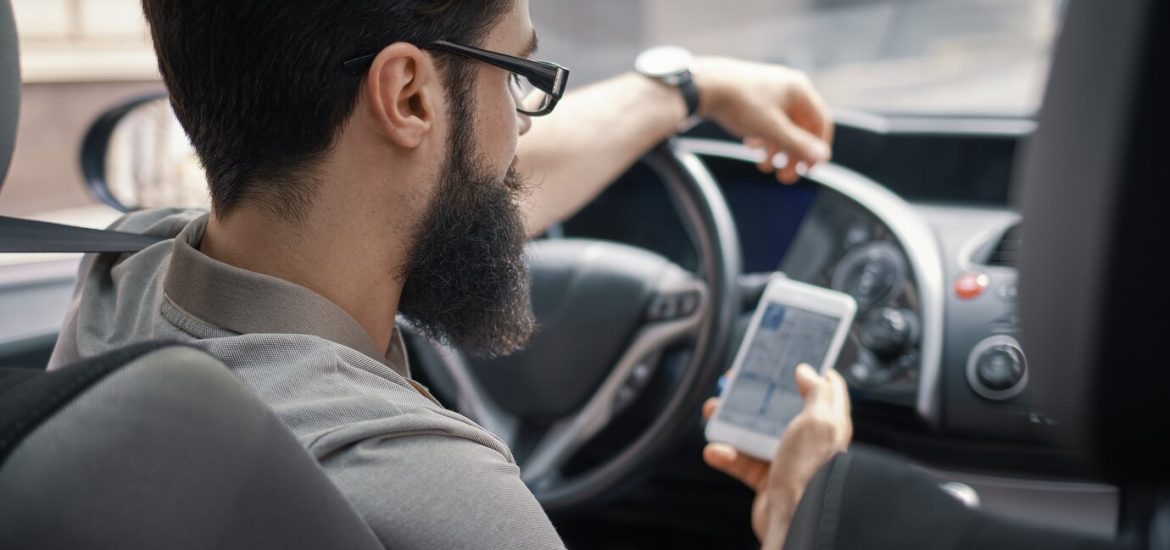 5 applications utiles pour trouver un stationnement pour votre voiture